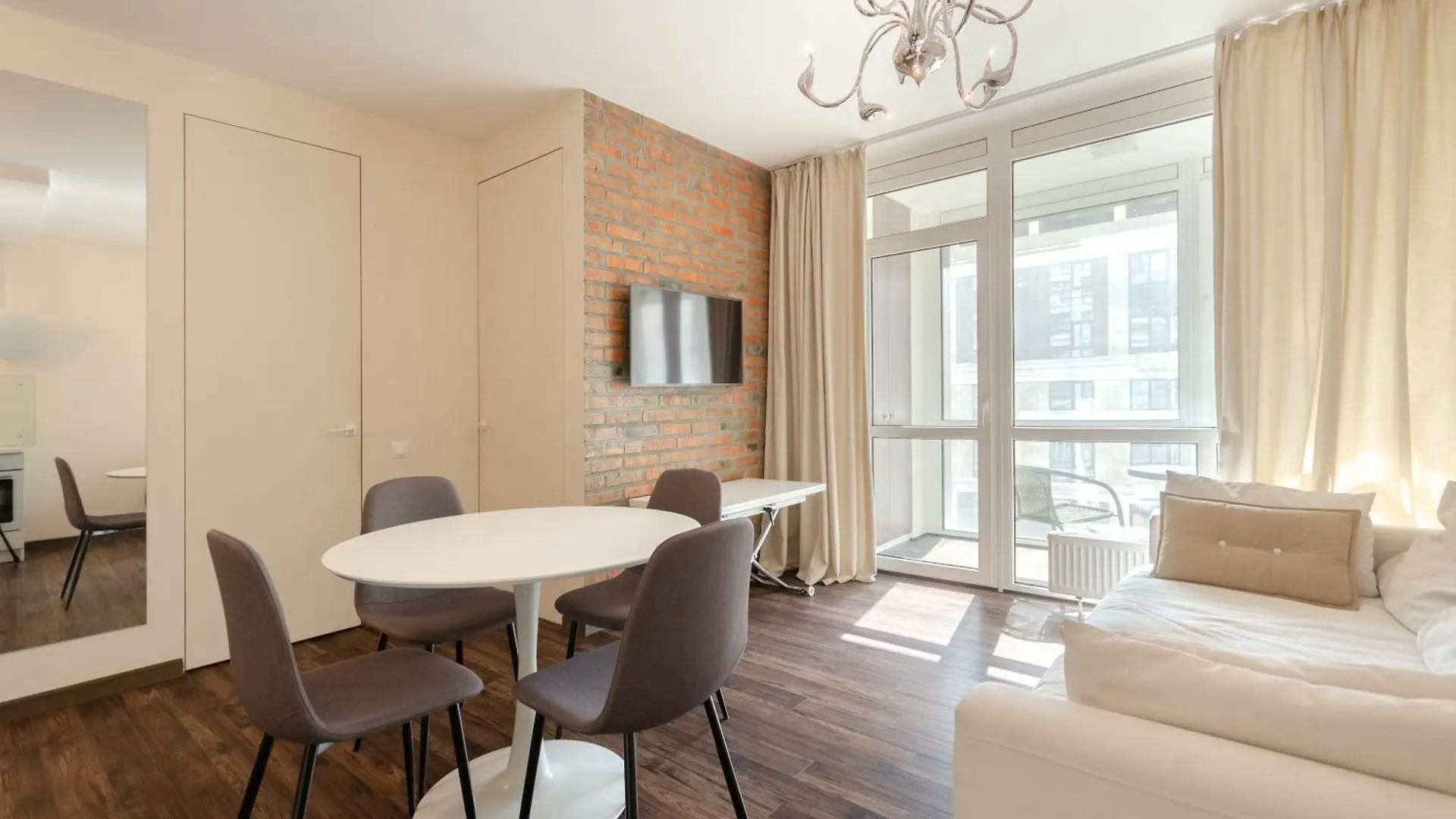 Petrovdom Apartments 11-120 In Rc Hoffman House, 34 Zolotoustivska Street 基輔